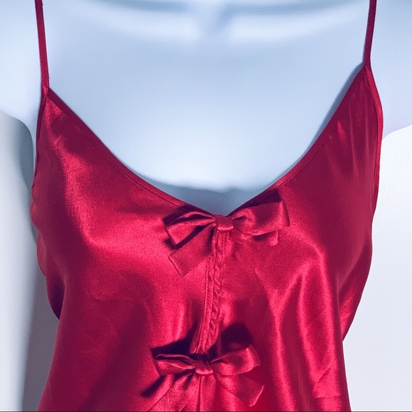 VALENTINO Intimo Red Nightgown & Robe - Picture 5 of 15